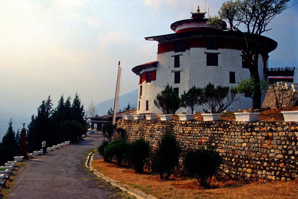 vien-bao-tang-quoc-gia-ta-dzong-du-lich-bhutan